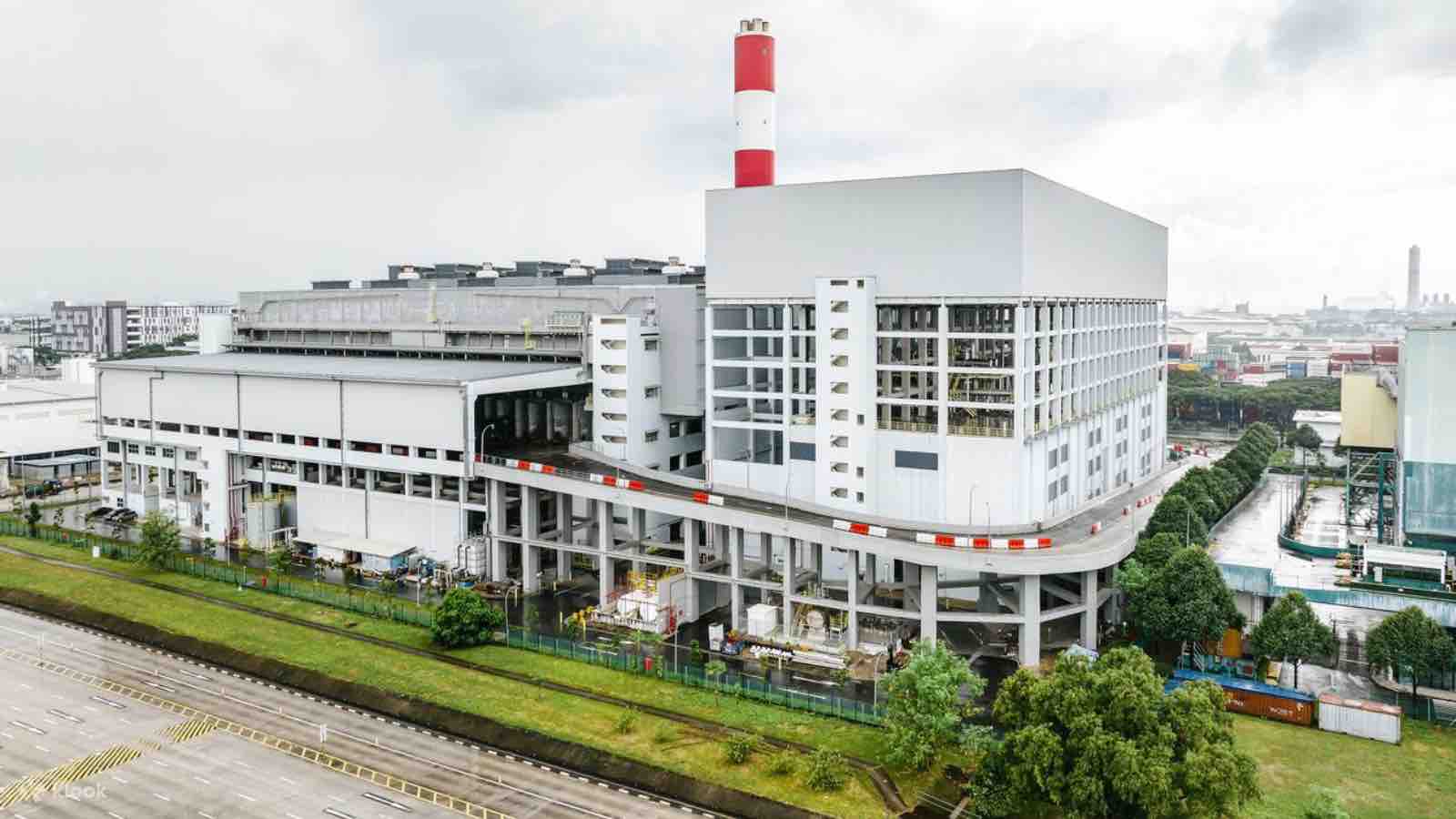 Read more about the article A Peek Inside Singapore’s Latest and Efficient Waste-to-Energy Plant