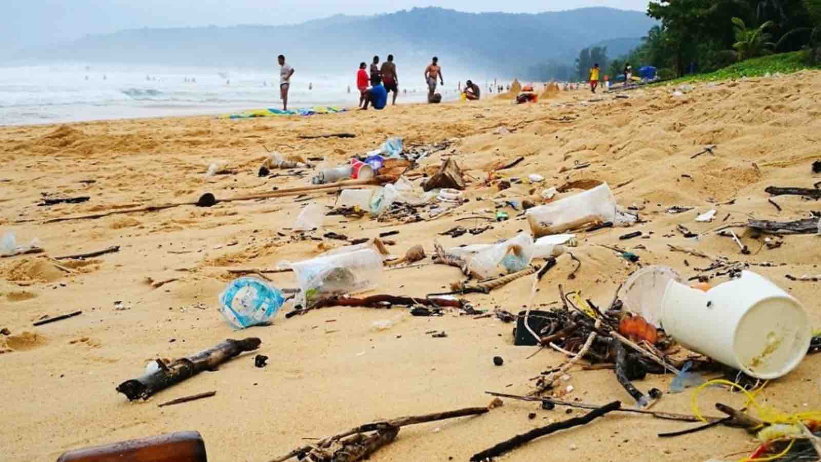 Read more about the article Thai island of Phuket Overwhelmed By Growing Garbage Crisis