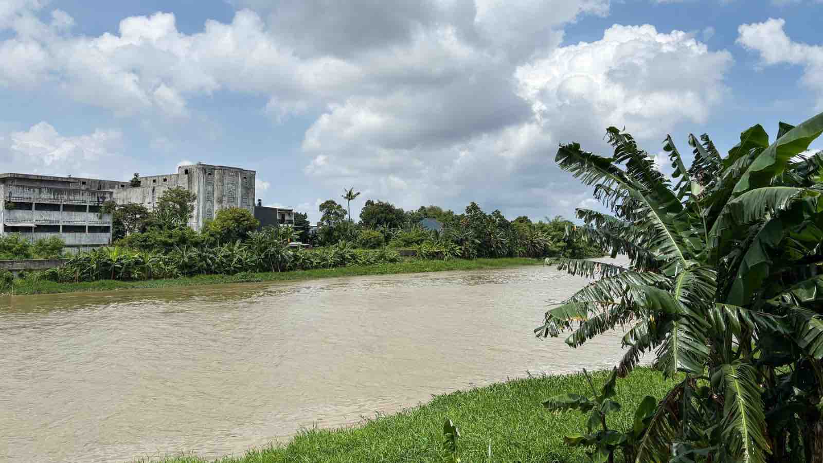 Read more about the article Chemical Spill Pollutes Cisadane River, Disrupts Clean Water Supply in Tangerang