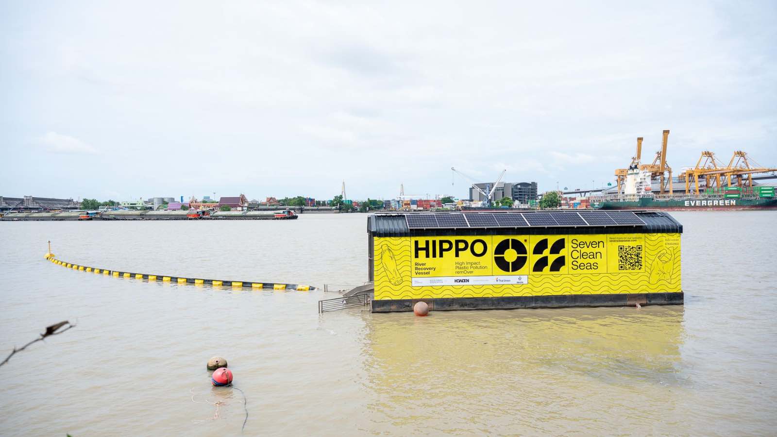 Read more about the article In Bangkok, a Solar-Powered ‘HIPPO’ Takes On Thailand’s Plastic Pollution Crisis